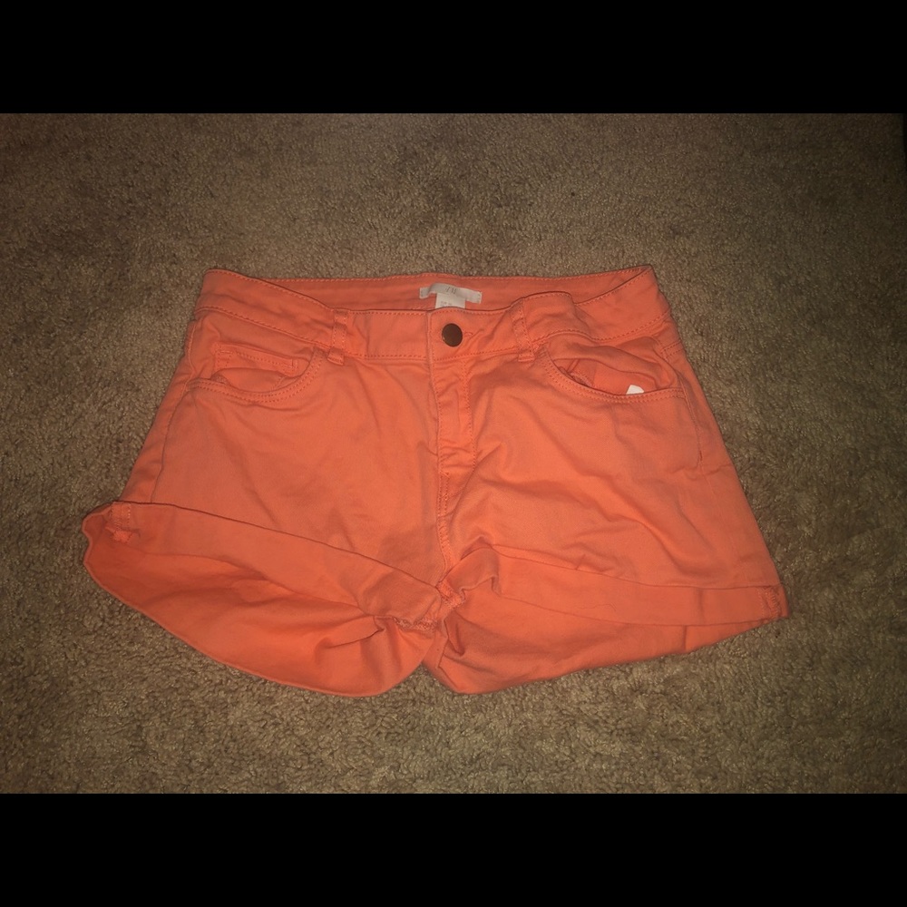 NWOT “H&M” orange shorts